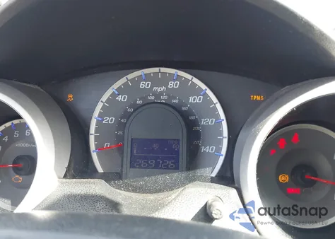 2013 Honda Fit from USA, damaged, VIN JHMGE8H38DC037362